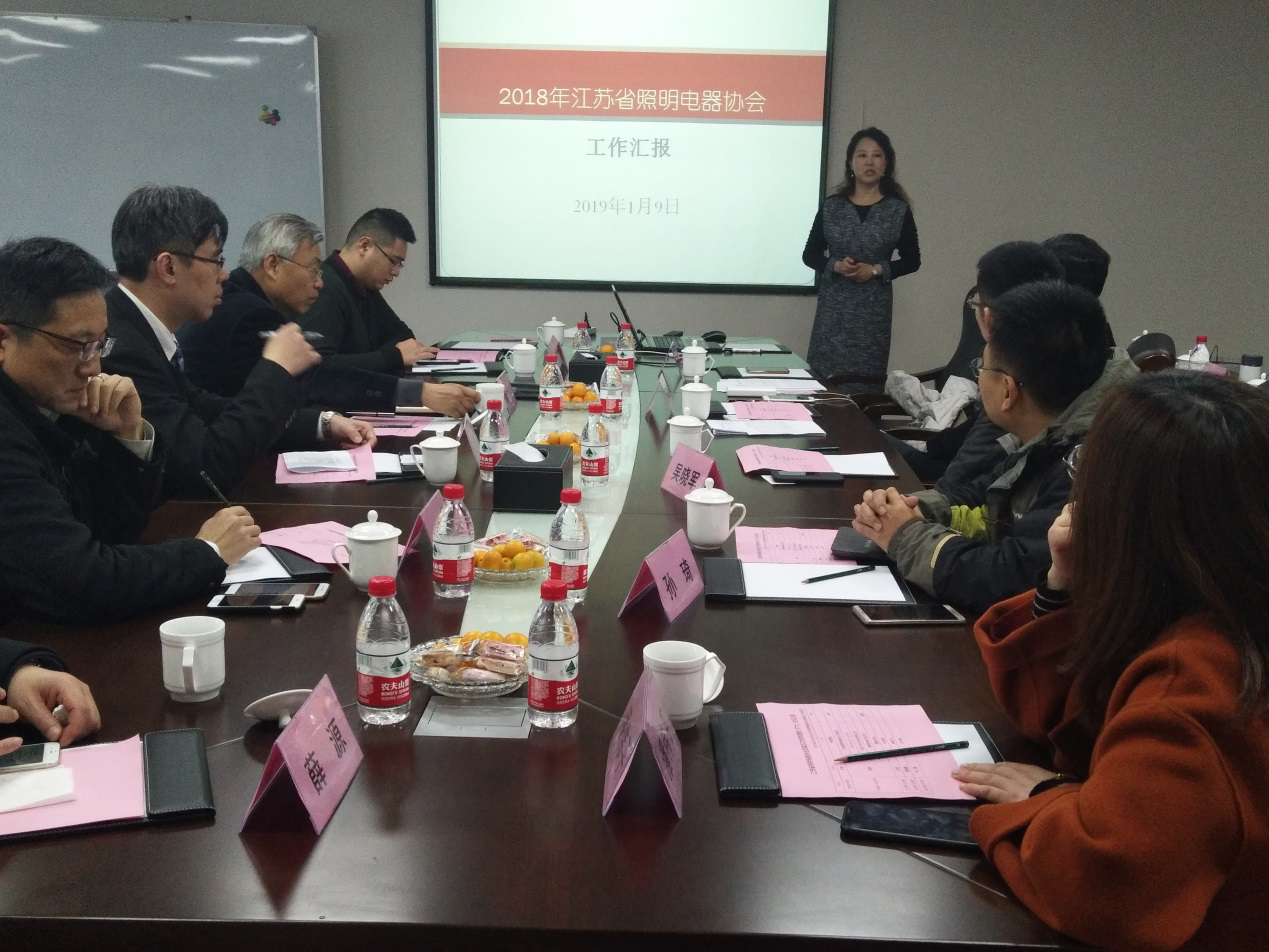 ���Ľ���γ������£����󣩻�˳���ٿ�