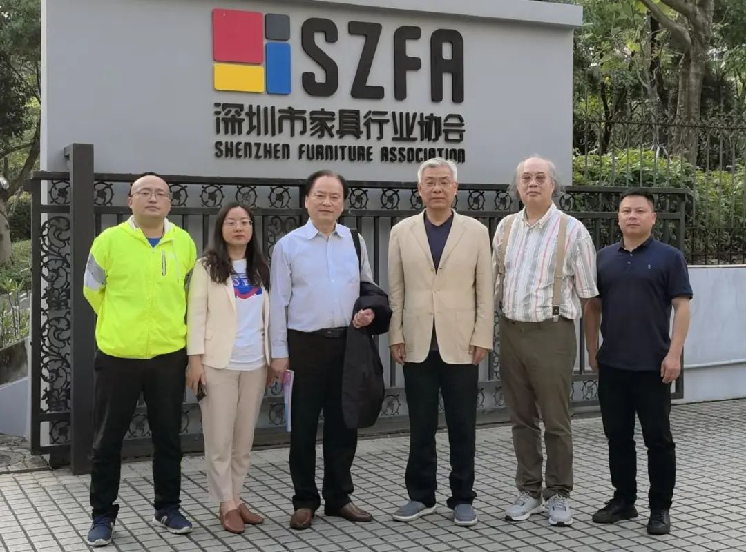 Э�����³�������Ӧ�������ڲλ������