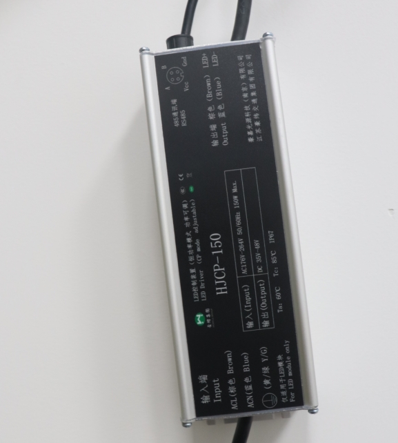 ����ͨ�ź㹦�ʵ�Դ