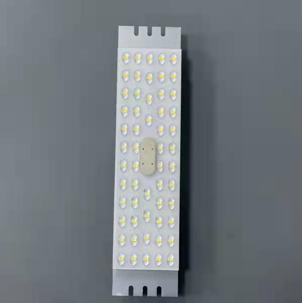 ���͸�Ч���� LED ģ��